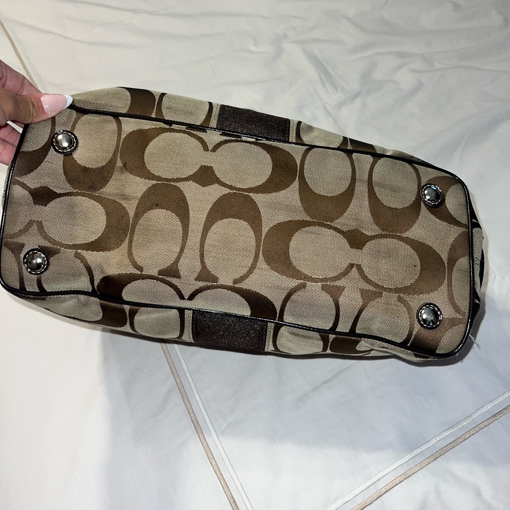 COACH Signature Canvas Tote Bag in Brown - Picture 11 of 11
